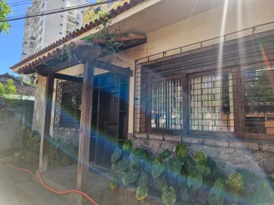 Casa com 4 Quartos à venda, 250m² no Icaraí, Niterói