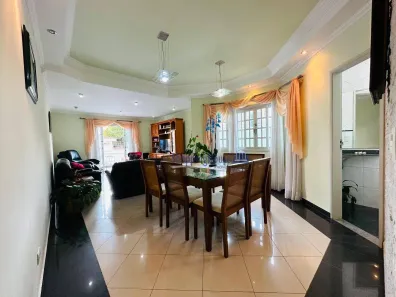 Sobrado com 4 Quartos à venda, 250m² no Vila Ipojuca, São Paulo