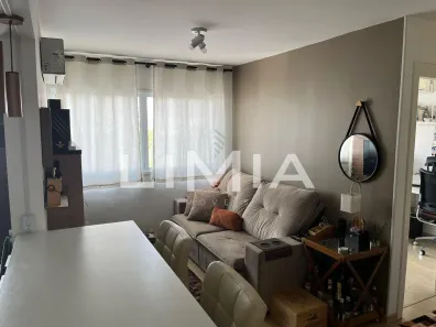 Apartamento com 2 Quartos à venda, 58m² no Passo da Areia, Porto Alegre