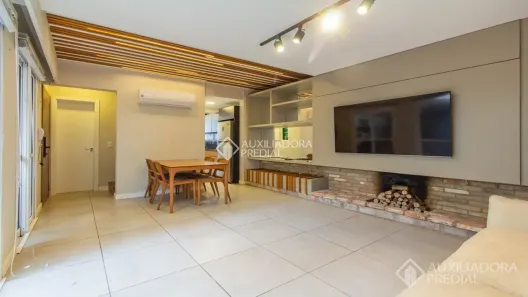 Casa de Condomínio com 3 Quartos à venda, 190m² no Chácara das Pedras, Porto Alegre