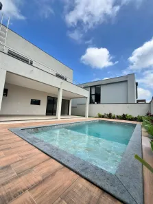 Casa de Condomínio com 4 Quartos à venda, 305m² no Santa Regina, Camboriú