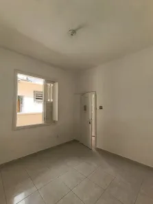 Casa com 1 Quarto para alugar, 57m² no Zumbi, Rio de Janeiro