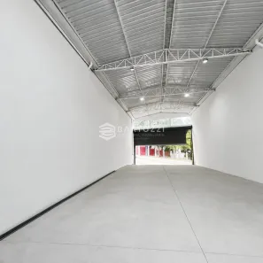 Galpão/Depósito/Armazém para alugar, 170m² no Cerâmica, São Caetano do Sul