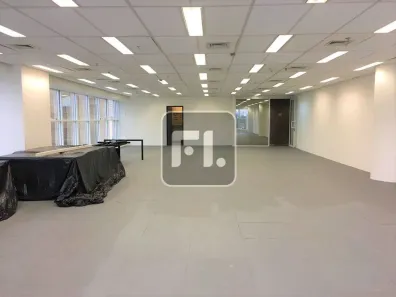 Sala Comercial à venda, 218m² no Jardim Europa, São Paulo