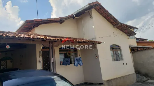 Casa com 3 Quartos à venda, 200m² no Veneza, Ribeirão das Neves