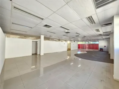 Prédio Comercial com 10 Quartos para venda ou aluguel, 541m² no Cidade Monções, São Paulo