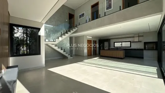 Sobrado com 3 Quartos à venda, 275m² no Aparecidinha, Sorocaba