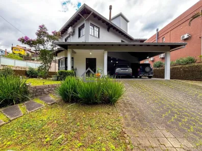 Casa de Condomínio com 4 Quartos para alugar, 720m² no Elsa, Viamão