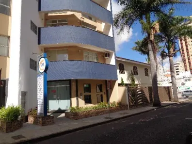 Prédio Comercial para alugar, 700m² no Martins, Uberlândia
