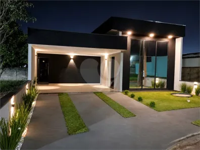 Casa de Condomínio com 3 Quartos à venda, 234m² no 7º Distrito Industrial (Antonio Zanin), Araraquara