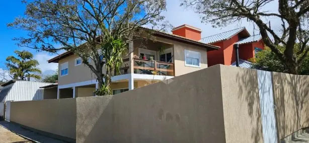 Casa com 3 Quartos para alugar, 220m² no Rio Tavares, Florianópolis