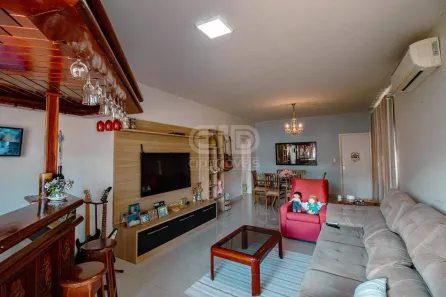 Casa com 5 Quartos à venda, 240m² no Morada do Ouro, Cuiabá