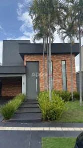 Casa de Condomínio com 4 Quartos à venda, 240m² no Jardins Valência, Goiânia