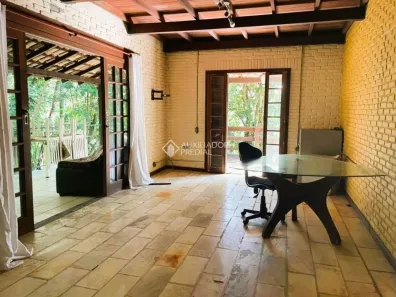 Casa com 3 Quartos à venda, 728m² no Córrego Grande, Florianópolis