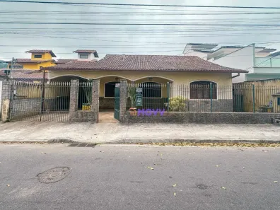 Casa com 4 Quartos à venda, 190m² no Itaipu, Niterói