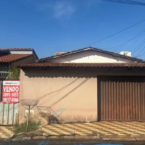 Casa com 2 Quartos à venda, 93m² no Vila Luciana, Goiânia