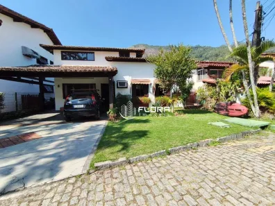 Casa de Condomínio com 3 Quartos à venda, 150m² no Badu, Niterói