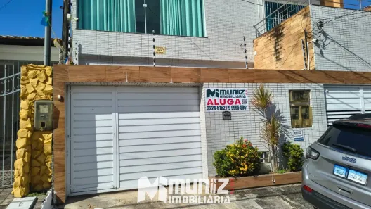 Casa com 3 Quartos para alugar, 100m² no Jabotiana, Aracaju