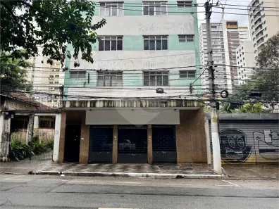 Prédio Comercial com 12 Quartos à venda, 936m² no Campo Belo, São Paulo