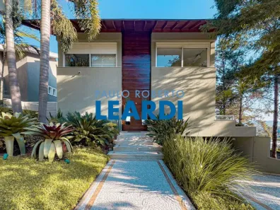 Casa de Condomínio com 4 Quartos à venda, 475m² no Alphaville, Santana de Parnaíba