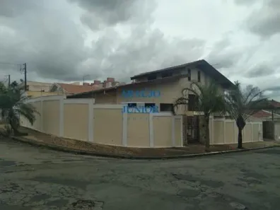 Sobrado com 4 Quartos à venda, 341m² no Vila Santa Maria, Americana