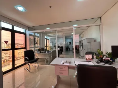 Sala Comercial à venda, 49m² no Menino Deus, Porto Alegre