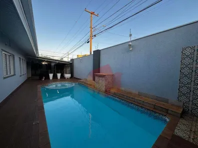 Casa com 4 Quartos à venda, 207m² no Jardim Ipiranga, Americana