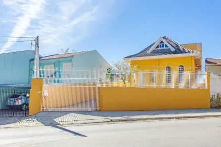 Casa com 3 Quartos para alugar, 310m² no São João, Curitiba