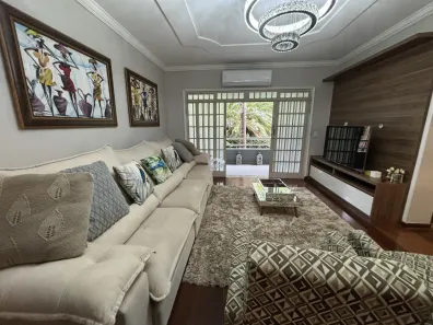Sobrado com 4 Quartos à venda, 332m² no Jardim do Vovô, Campinas