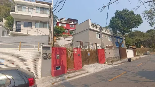 Casa de Condomínio com 2 Quartos à venda, 120m² no Vila Progresso, Niterói