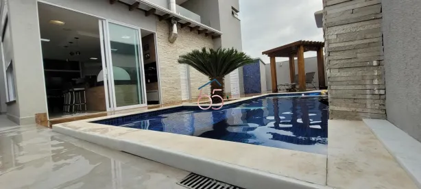 Sobrado com 3 Quartos à venda, 254m² no Ribeirão do Lipa, Cuiabá