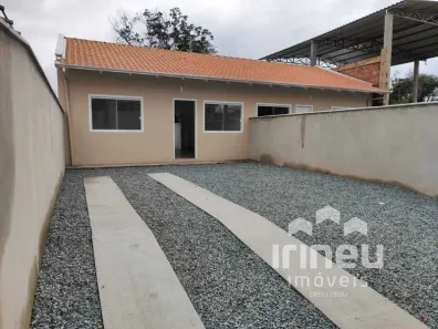 Casa com 2 Quartos para alugar, 52m² no Porto Grande, Araquari