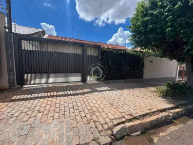 com 3 Quartos à venda, 260m² no Vila Gomes, Campo Grande