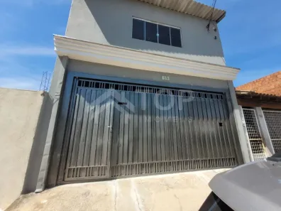 Casa com 2 Quartos para alugar, 120m² no Conjunto Habitacional Santa Angelina, São Carlos