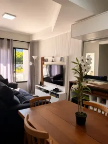 Casa de Condomínio com 3 Quartos para venda ou aluguel, 110m² no Taboão, São Roque