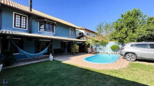 Sobrado com 3 Quartos à venda, 226m² no Rio Tavares, Florianópolis