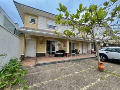 Casa de Condomínio com 3 Quartos à venda, 104m² no Marina, Xangri-lá