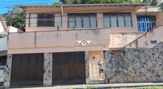 Casa com 4 Quartos à venda, 224m² no Mosela, Petrópolis