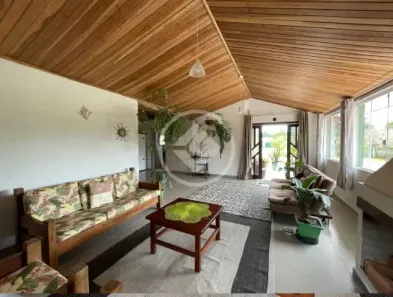 Casa com 3 Quartos à venda, 180m² no Granja das Acácias, Quatro Barras