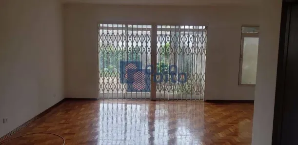 Casa com 5 Quartos à venda, 370m² no Pacaembu, São Paulo