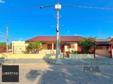 Casa com 4 Quartos à venda, 200m² no Restinga, Porto Alegre