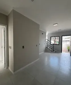 Sobrado com 2 Quartos à venda, 80m² no Rio do Meio, Itajaí
