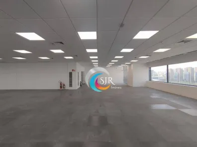 Sala Comercial para alugar, 789m² no Parque Industrial Tomas Edson, São Paulo
