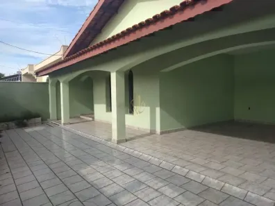 Casa com 4 Quartos à venda, 205m² no Jardim Presidente, Mogi Guaçu