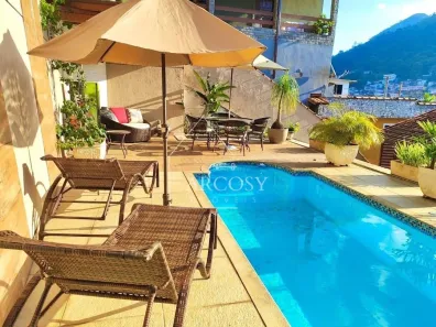 Casa com 3 Quartos à venda, 300m² no Cascatinha, Petrópolis