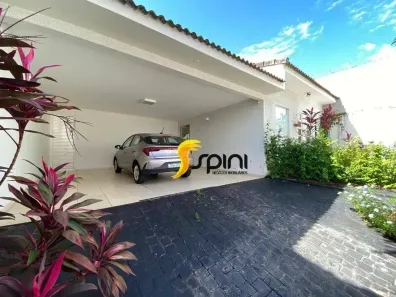 Casa com 3 Quartos à venda, 229m² no Tabajaras, Uberlândia