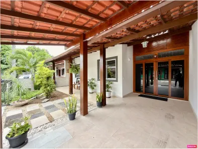 Casa de Condomínio com 3 Quartos à venda, 160m² no Morada de Laranjeiras, Serra