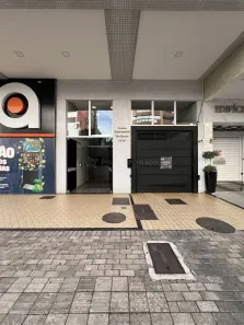 Prédio Comercial para alugar, 72m² no Zona 07, Maringá