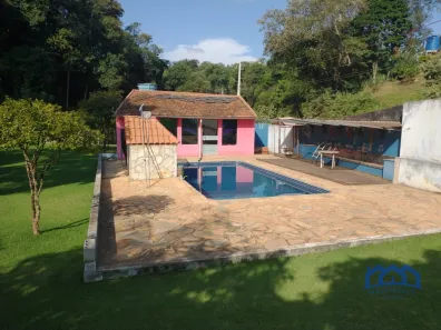 Fazenda/Sítio com 5 Quartos à venda, 2500m² no , Mairinque