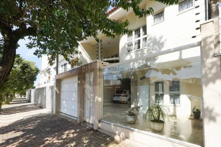 Sobrado com 3 Quartos à venda, 243m² no Zona II, Umuarama